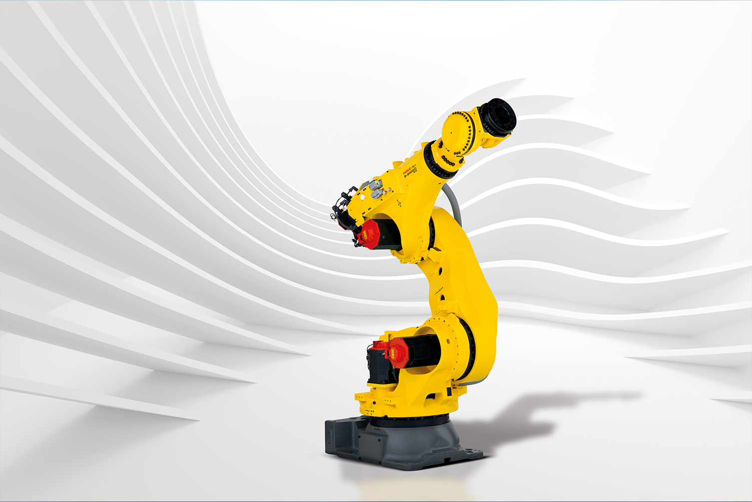 Yeni robot R2000iC/190S ile Fanuc’un vaatleri: Üstün yük kapasitesi ve minimum hata payı! ￼