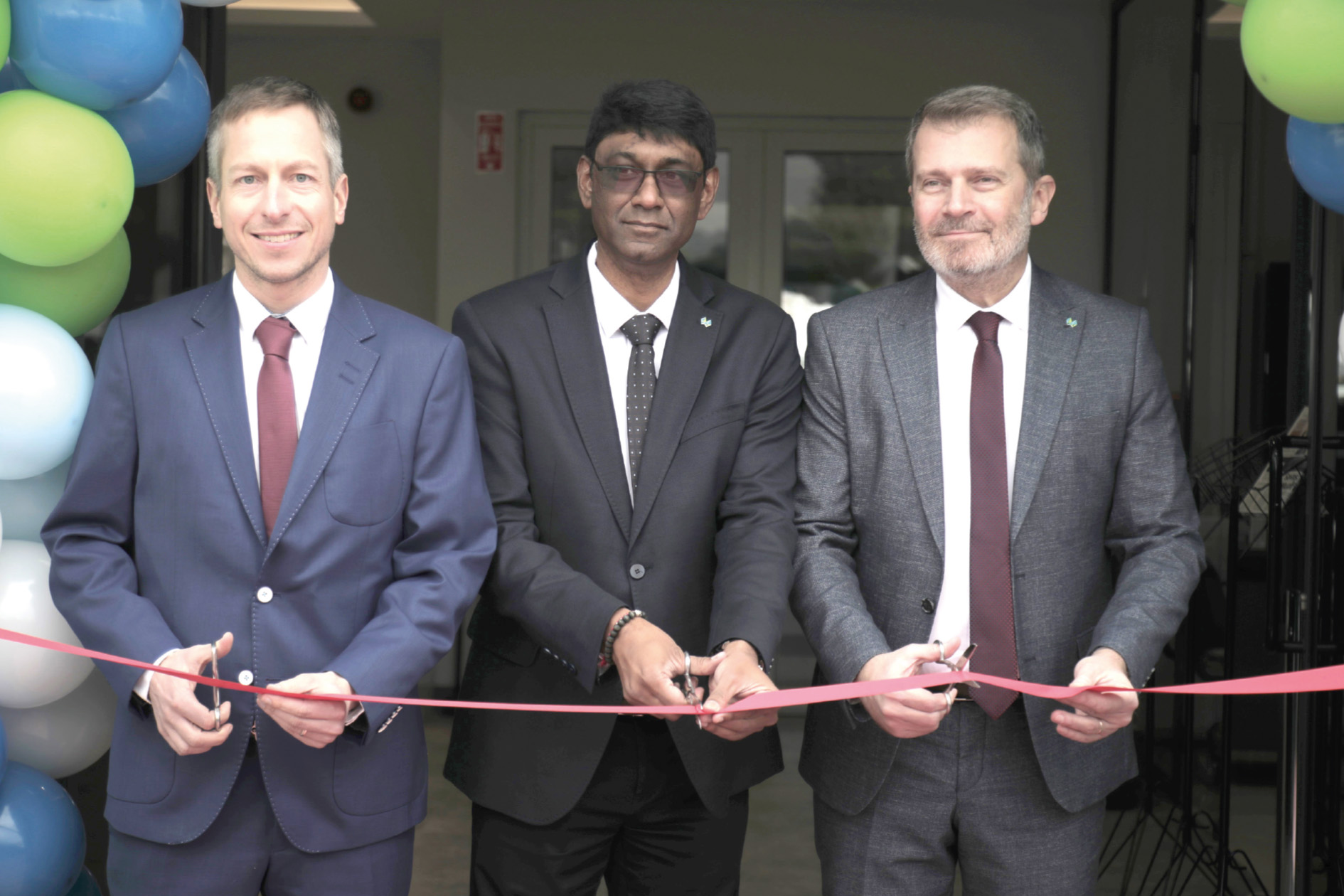 HEXAGON Bursa Çözüm Merkezi Açıldı